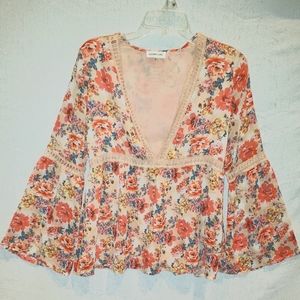 Sugar + l!ps floral top